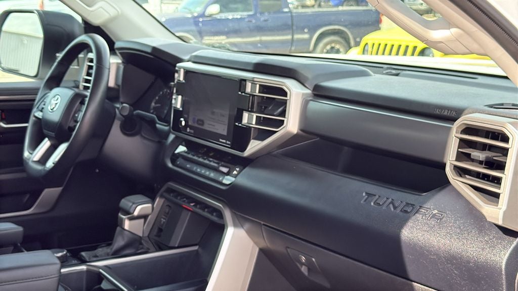 2024 Toyota TUNDRA 4X4 SR5