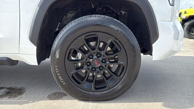 2024 Toyota TUNDRA 4X4 SR5