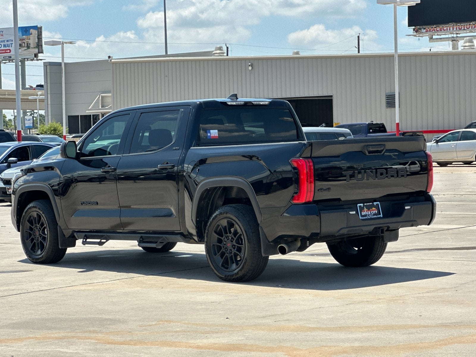 2024 Toyota Tundra SR5