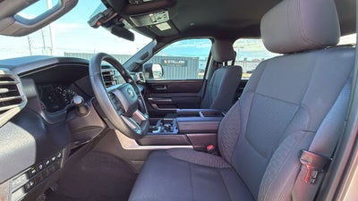 2025 Toyota TUNDRA 4X4 SR5