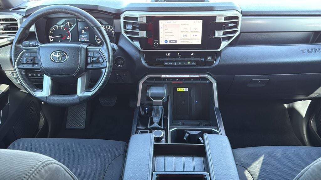 2025 Toyota TUNDRA 4X4 SR5