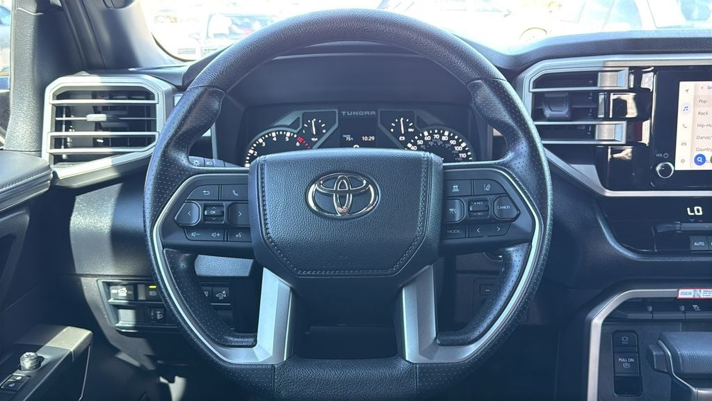 2025 Toyota TUNDRA 4X4 SR5