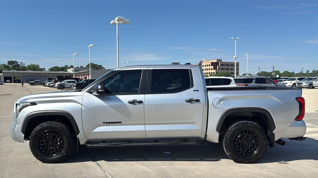 2025 Toyota TUNDRA 4X4 SR5