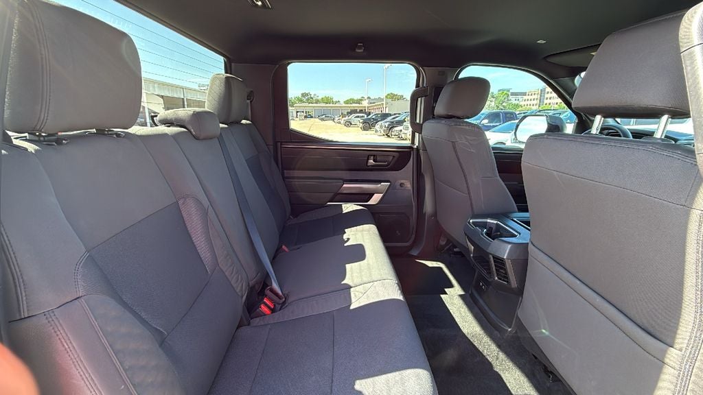2025 Toyota TUNDRA 4X4 SR5