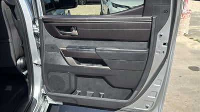 2025 Toyota TUNDRA 4X4 SR5