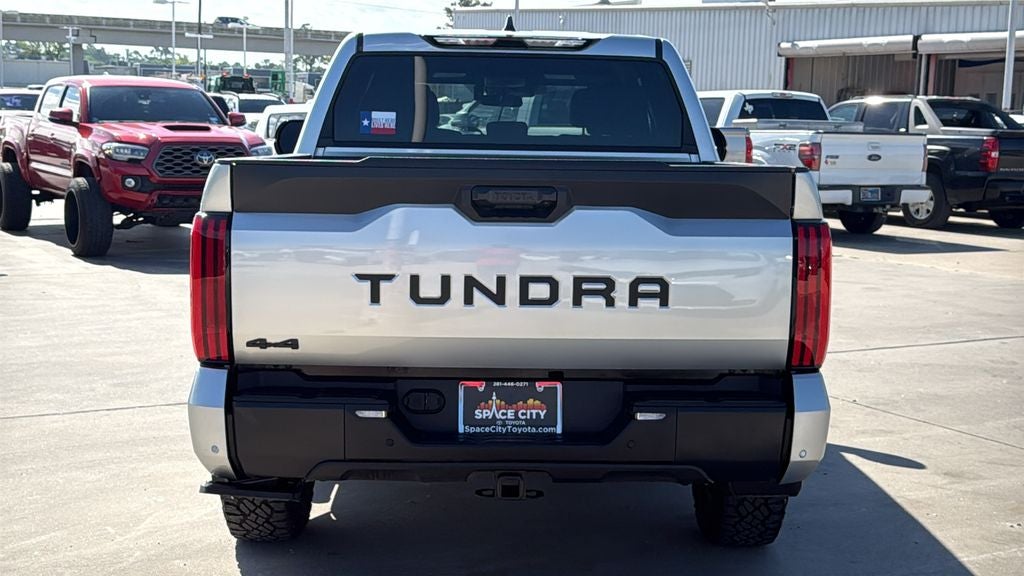 2025 Toyota TUNDRA 4X4 SR5
