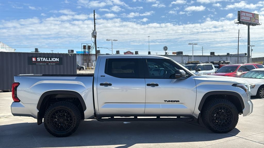 2025 Toyota TUNDRA 4X4 SR5