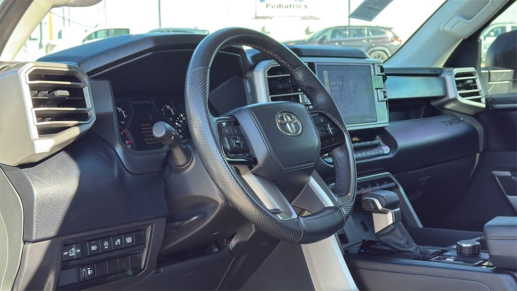 2024 Toyota TUNDRA 4X4 SR5