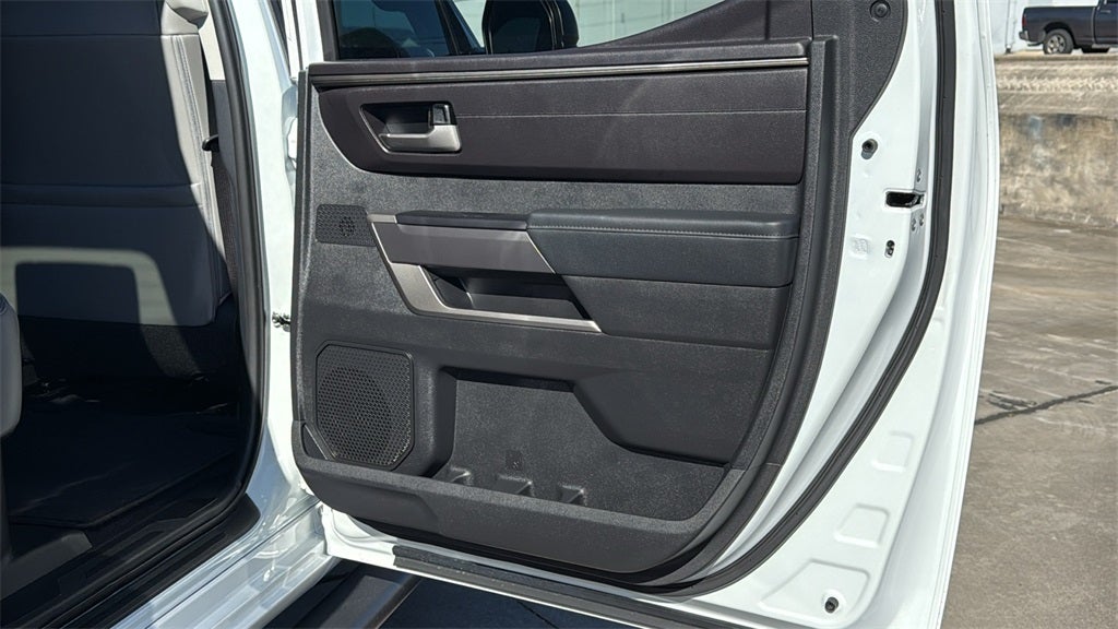 2024 Toyota TUNDRA 4X4 SR5