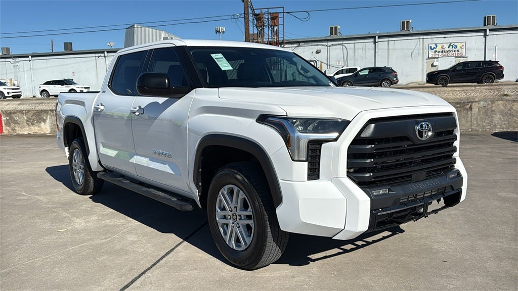 2024 Toyota TUNDRA 4X4 SR5