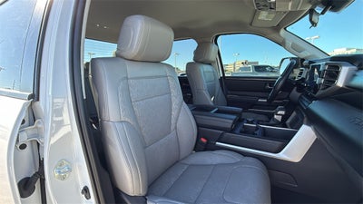 2024 Toyota TUNDRA 4X4 SR5