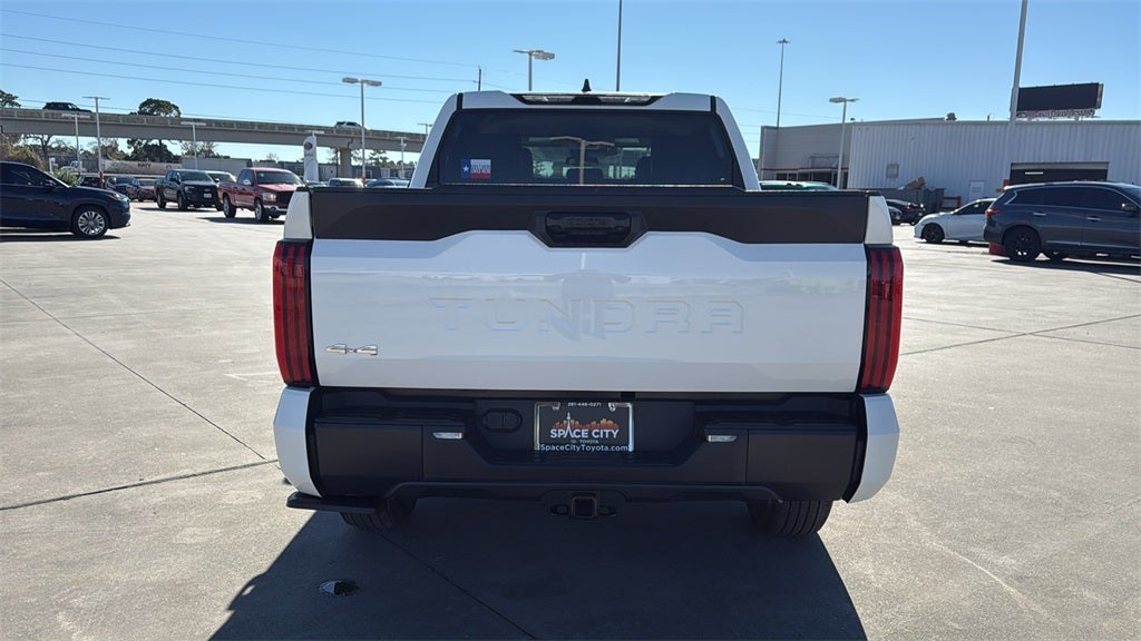 2024 Toyota TUNDRA 4X4 SR5