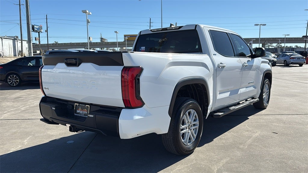 2024 Toyota TUNDRA 4X4 SR5