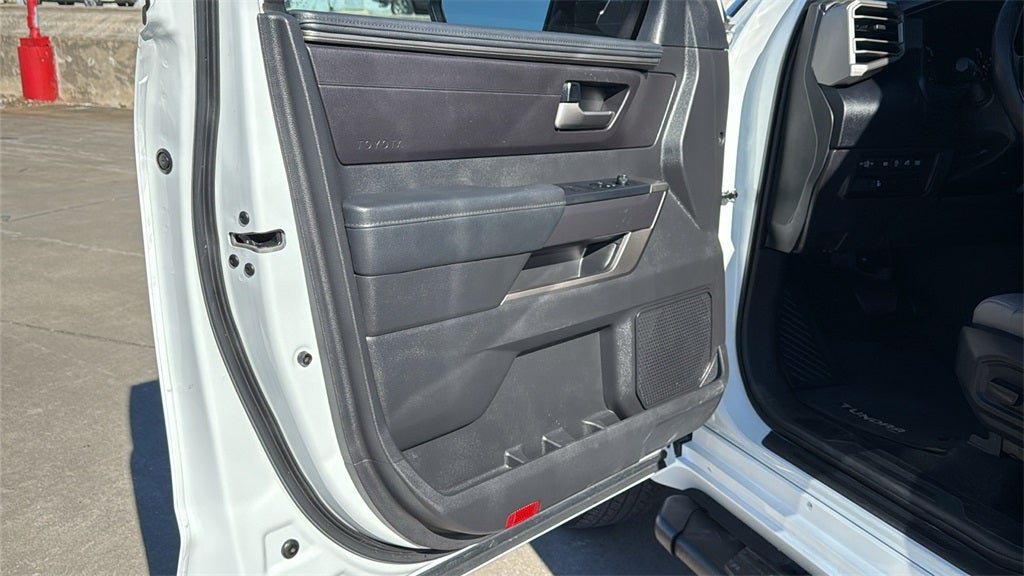 2024 Toyota TUNDRA 4X4 SR5