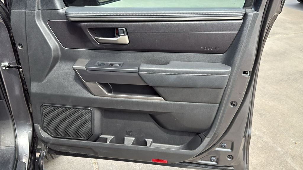 2024 Toyota TUNDRA 4X4 SR5