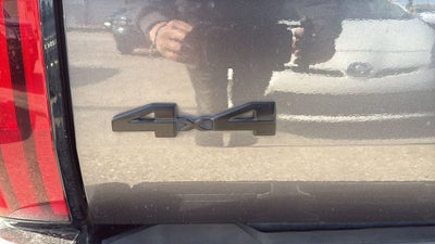 2024 Toyota TUNDRA 4X4 SR5