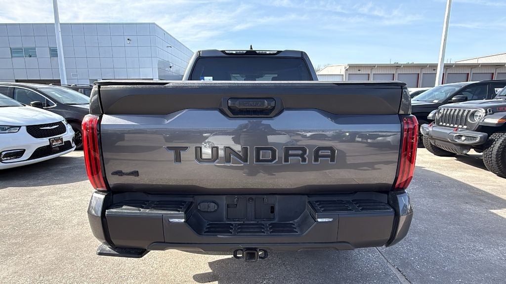 2024 Toyota TUNDRA 4X4 SR5