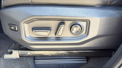 2024 Toyota TUNDRA 4X4 Platinum