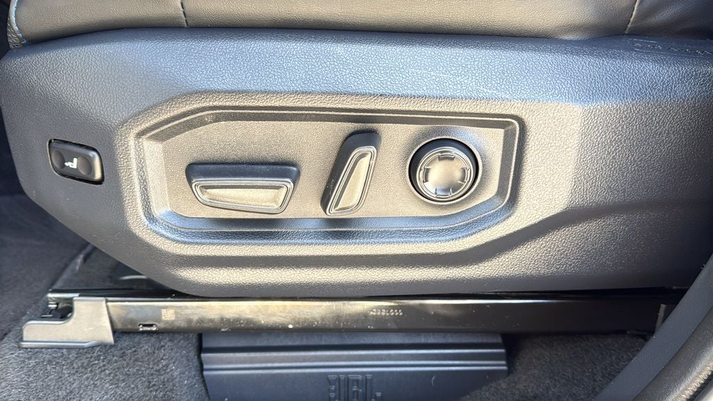 2024 Toyota TUNDRA 4X4 Platinum