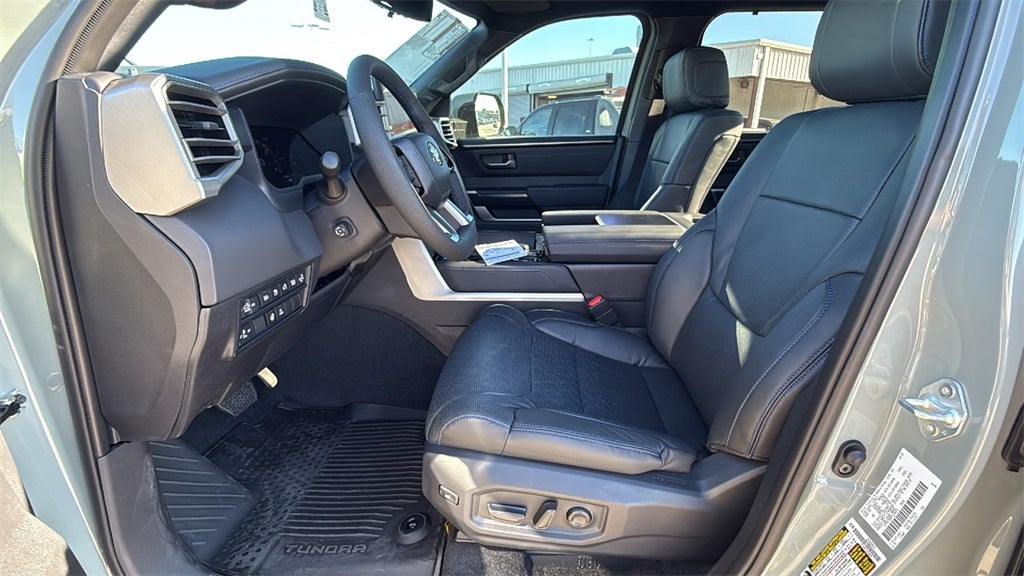 2026 Toyota Tundra i-FORCE MAX Platinum i-FORCE MAX