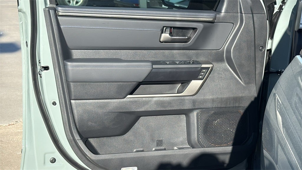 2026 Toyota Tundra i-FORCE MAX Platinum i-FORCE MAX