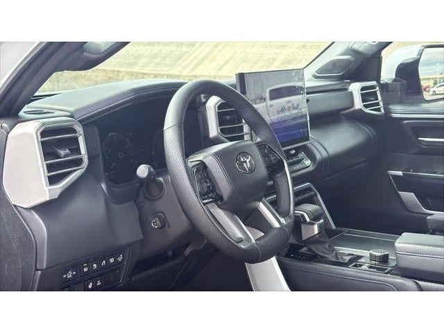 2025 Toyota TUNDRA HV 4X4 Platinum