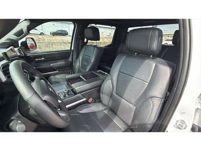 2025 Toyota TUNDRA HV 4X4 Platinum