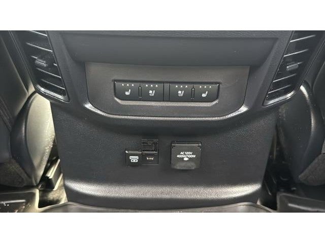 2025 Toyota TUNDRA HV 4X4 Platinum