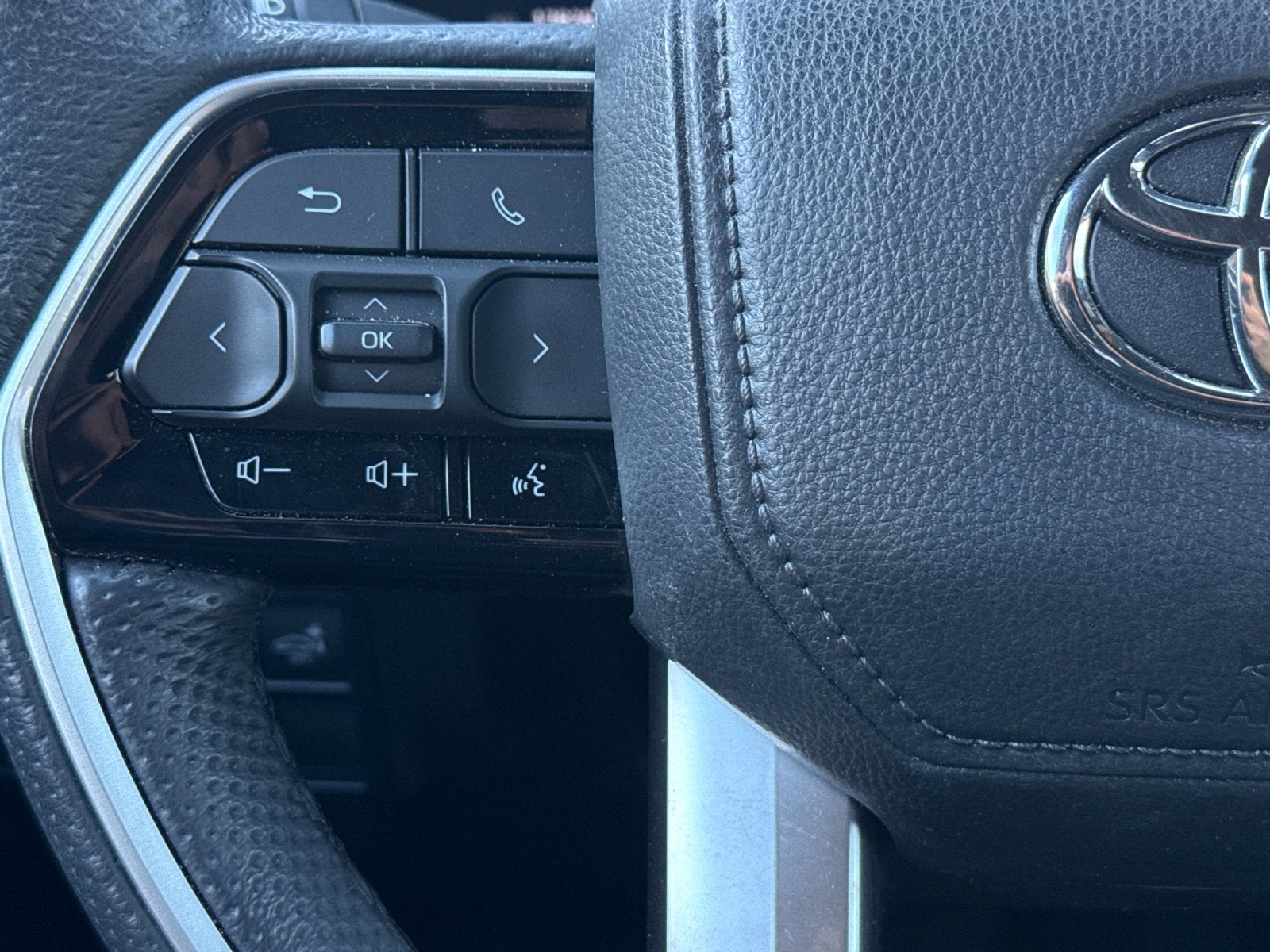 2025 Toyota Tundra i-FORCE MAX Platinum