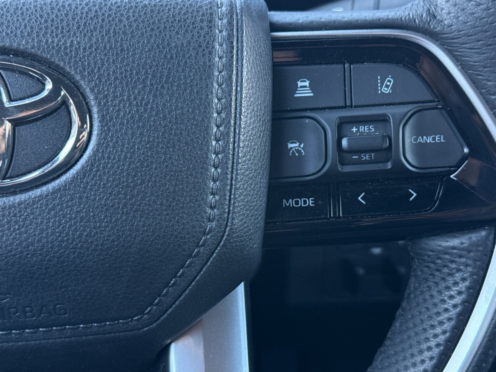 2025 Toyota Tundra i-FORCE MAX Platinum
