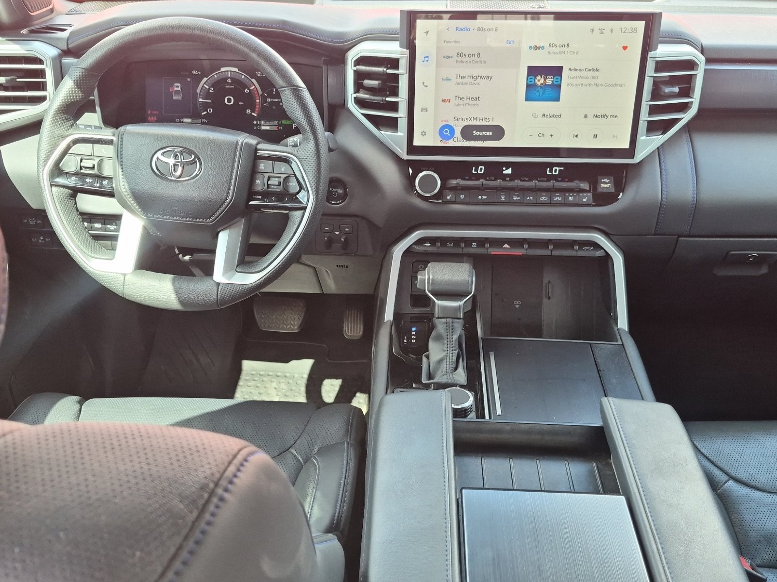 2025 Toyota Tundra i-FORCE MAX Platinum