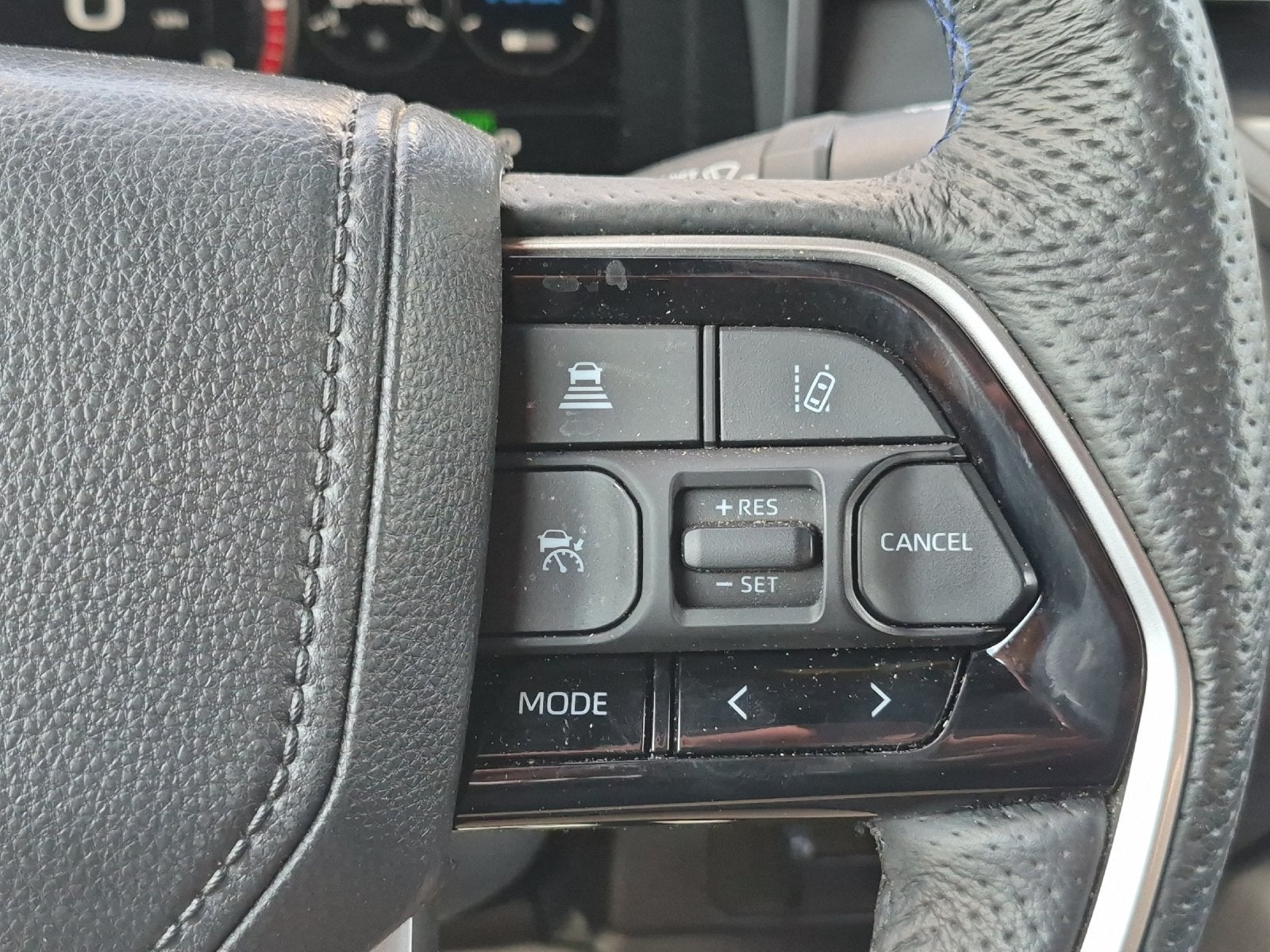 2025 Toyota Tundra i-FORCE MAX Platinum