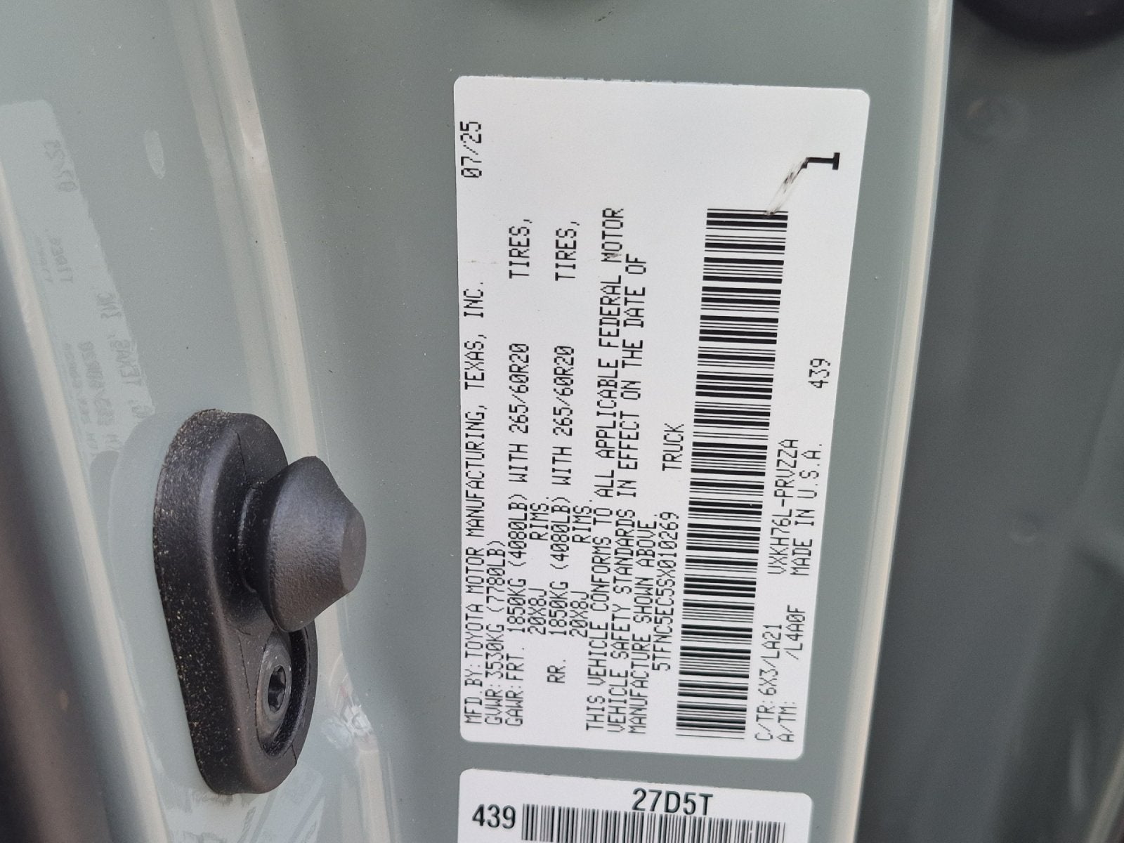 2025 Toyota Tundra i-FORCE MAX Platinum
