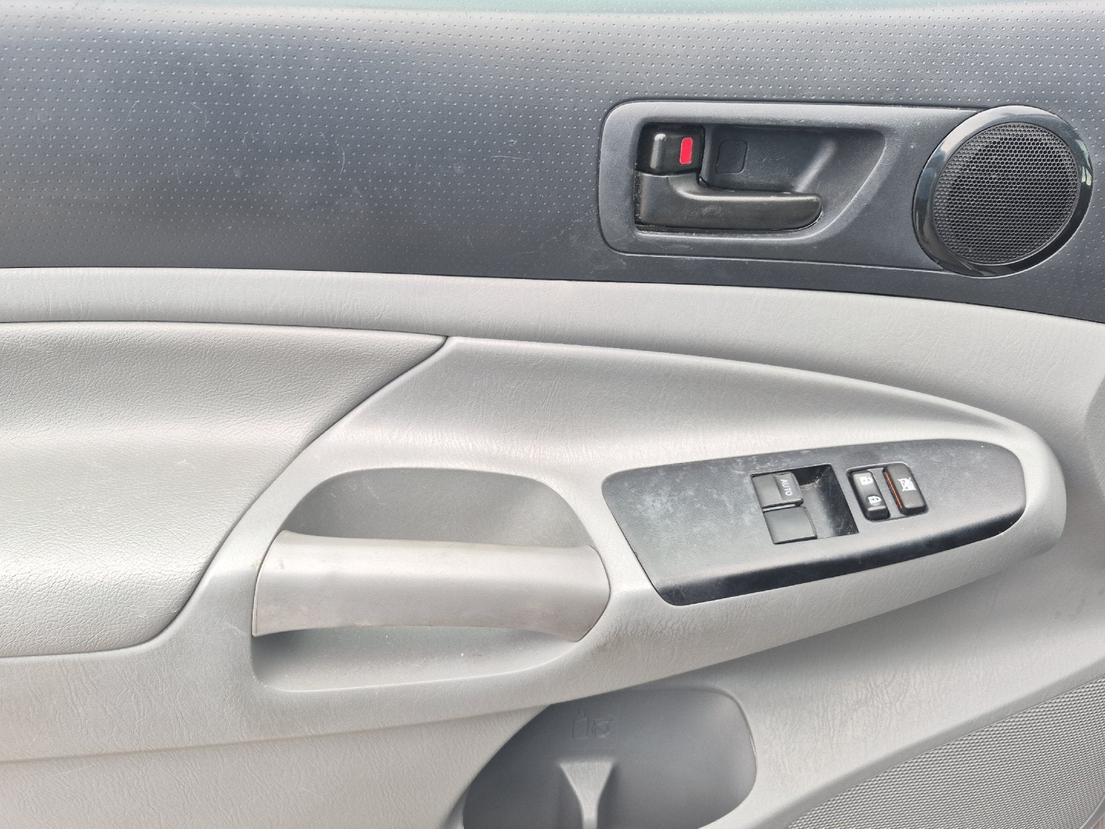 2014 Toyota TACOMA 4X2 Base