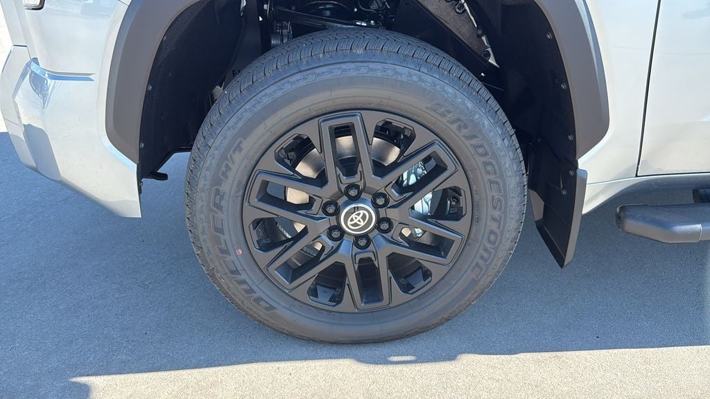 2026 Toyota Tundra Limited - Photo 29