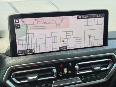 2025 BMW X4 xDrive30i