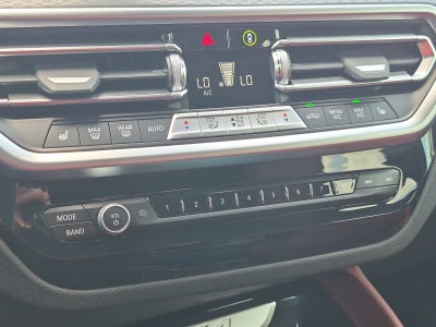 2025 BMW X4 xDrive30i