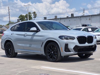 2025 BMW X4 xDrive30i