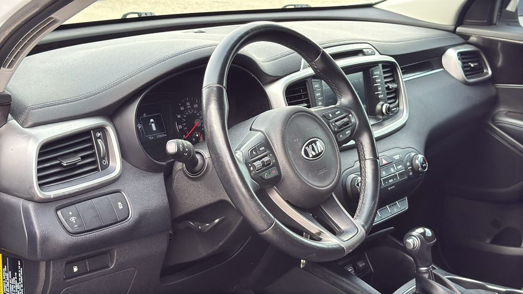 2018 Kia Sorento LX
