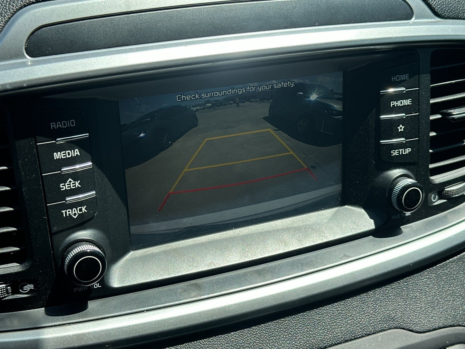 2020 Kia Sorento LX