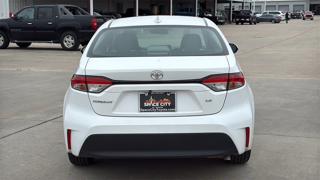 2024 Toyota COROLLA LE