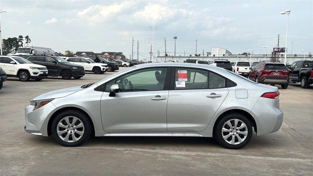 2026 Toyota COROLLA LE