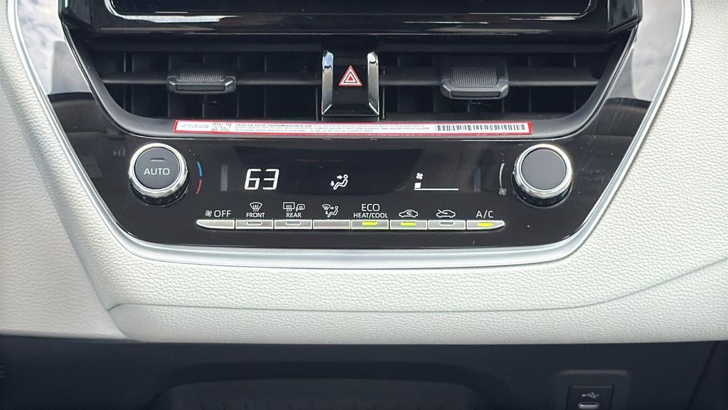 2026 Toyota COROLLA LE