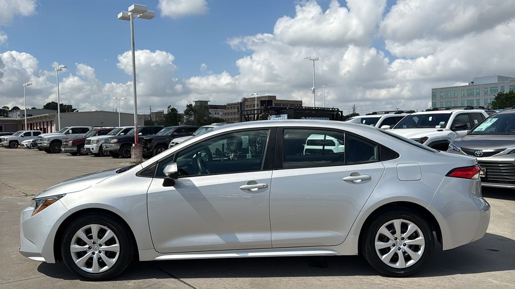 2024 Toyota COROLLA LE