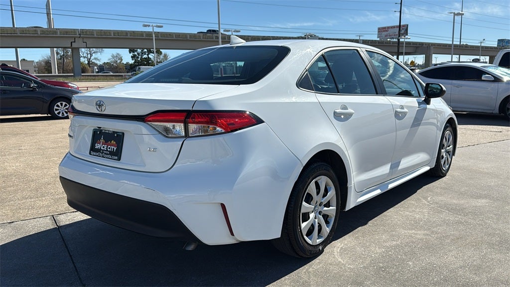 2024 Toyota COROLLA LE