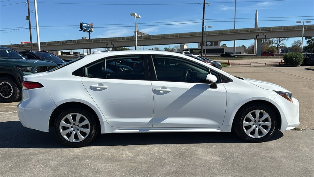 2024 Toyota COROLLA LE