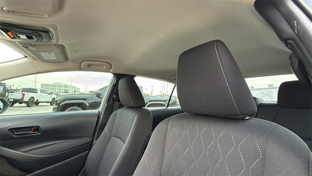 2025 Toyota COROLLA LE