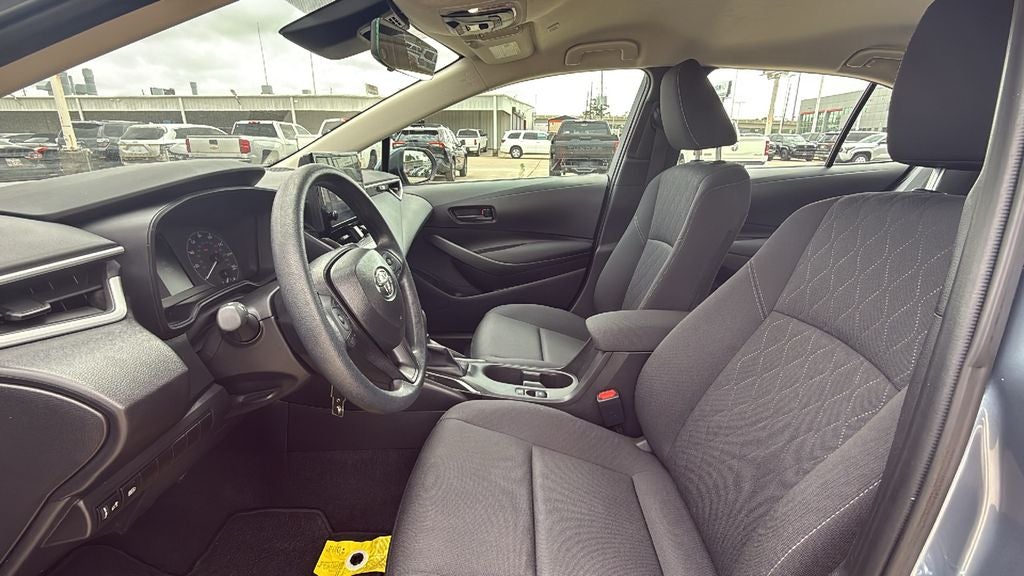 2025 Toyota COROLLA LE