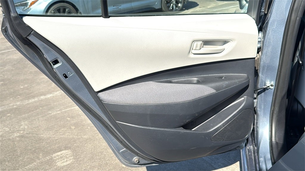 2025 Toyota COROLLA LE