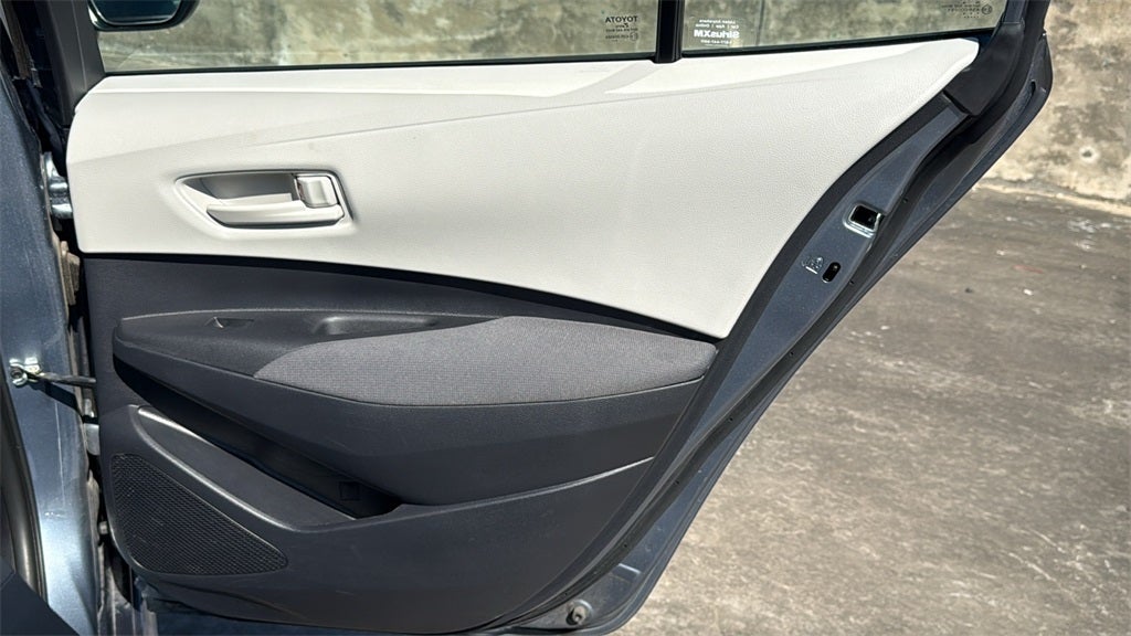 2025 Toyota COROLLA LE